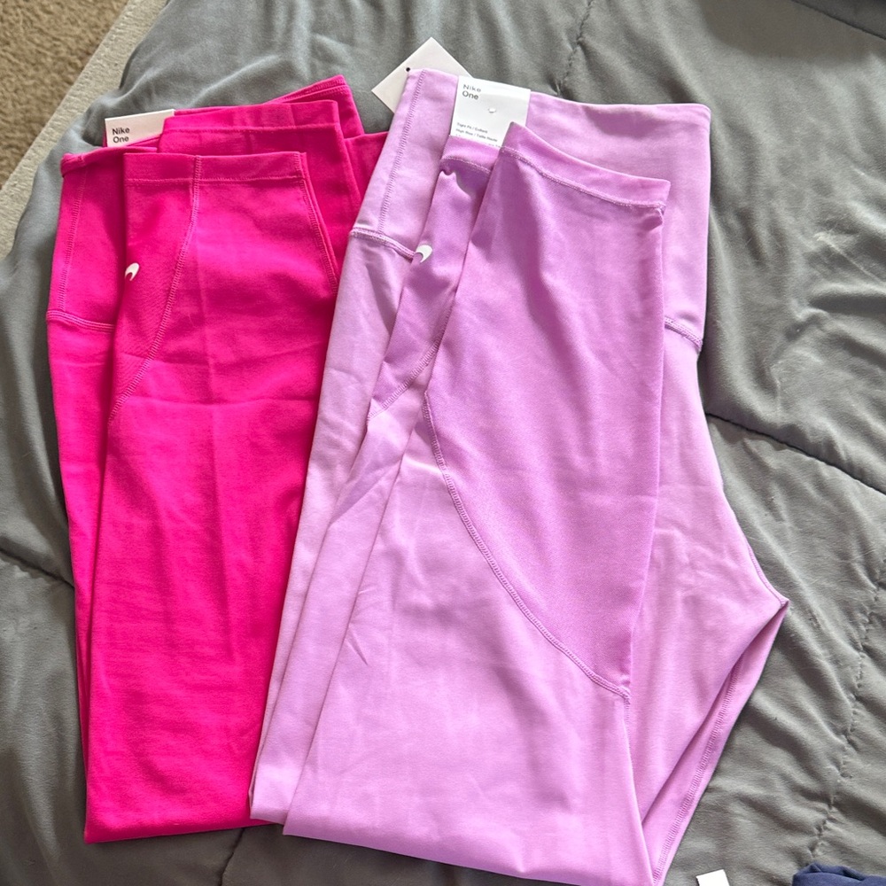 Nike Women Fuchsia and Lavender Leggings